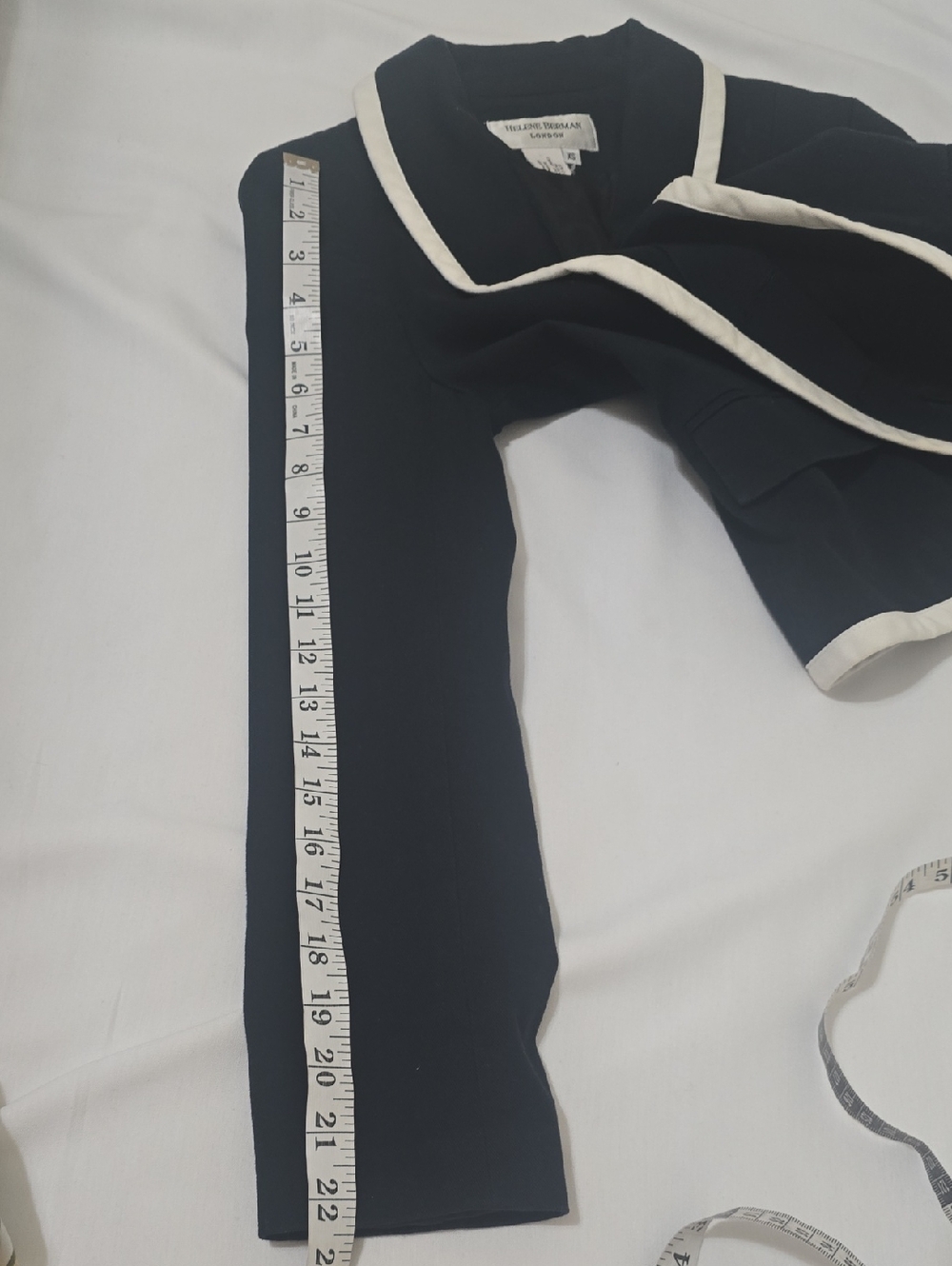 - Helene Bergman London blazer - Picture 8 of 10